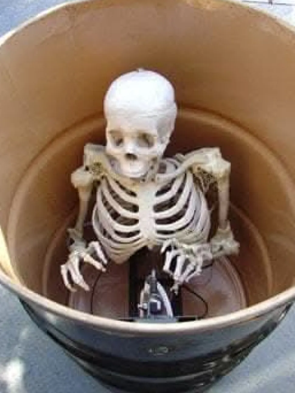 Barrel Spitter Skeleton Halloween Animatronic