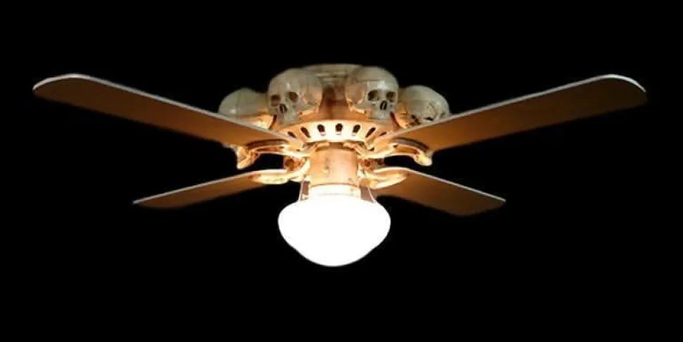 Ceiling Fan with 8 Small Skulls and Light Haunted House Lighting