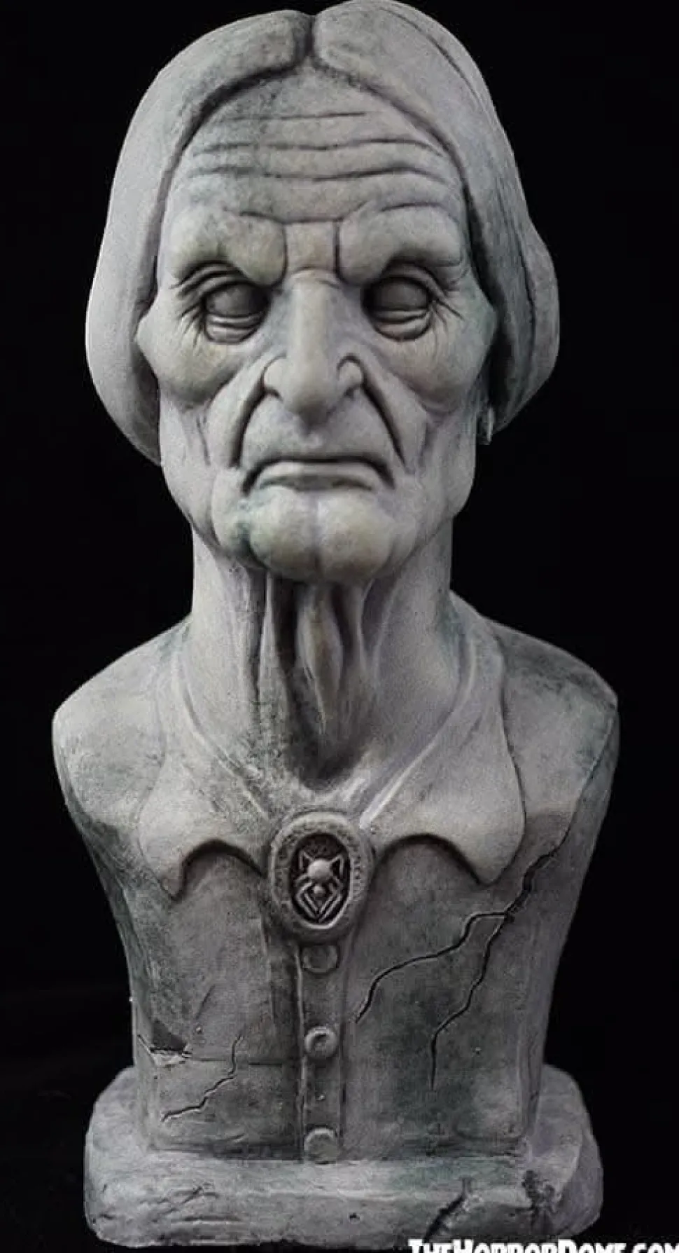Madam Macy Ghostly Manor Bust HD Exclusive Spooky Halloween Decoration