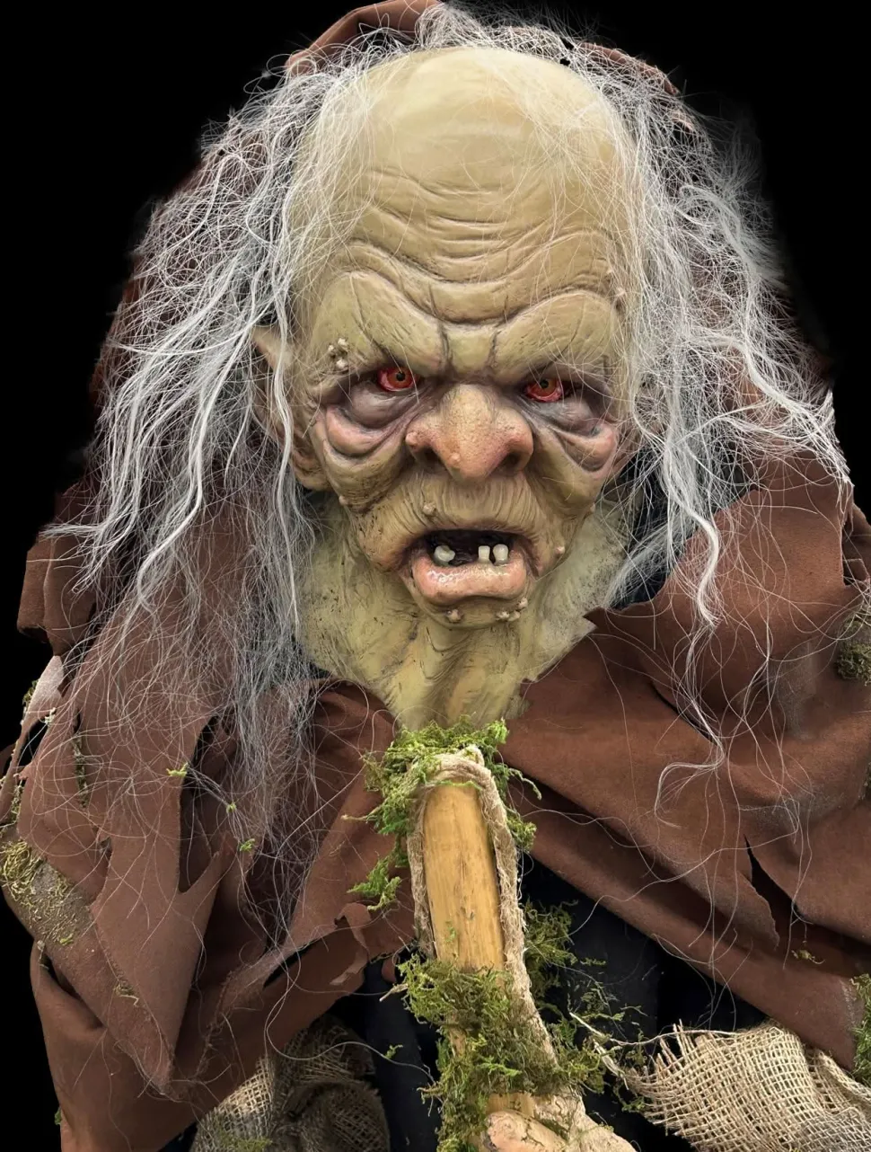Stirring Witch Animatronic" Professional Halloween Animatronic