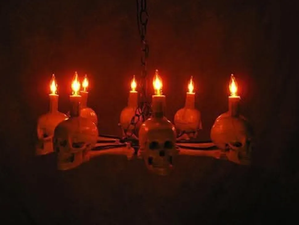 Wagon Wheel Skull Chandelier Haunted House Lighting